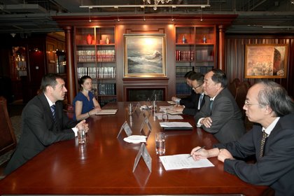 Среща на посланик Порожанов с CCS – China Classification Society